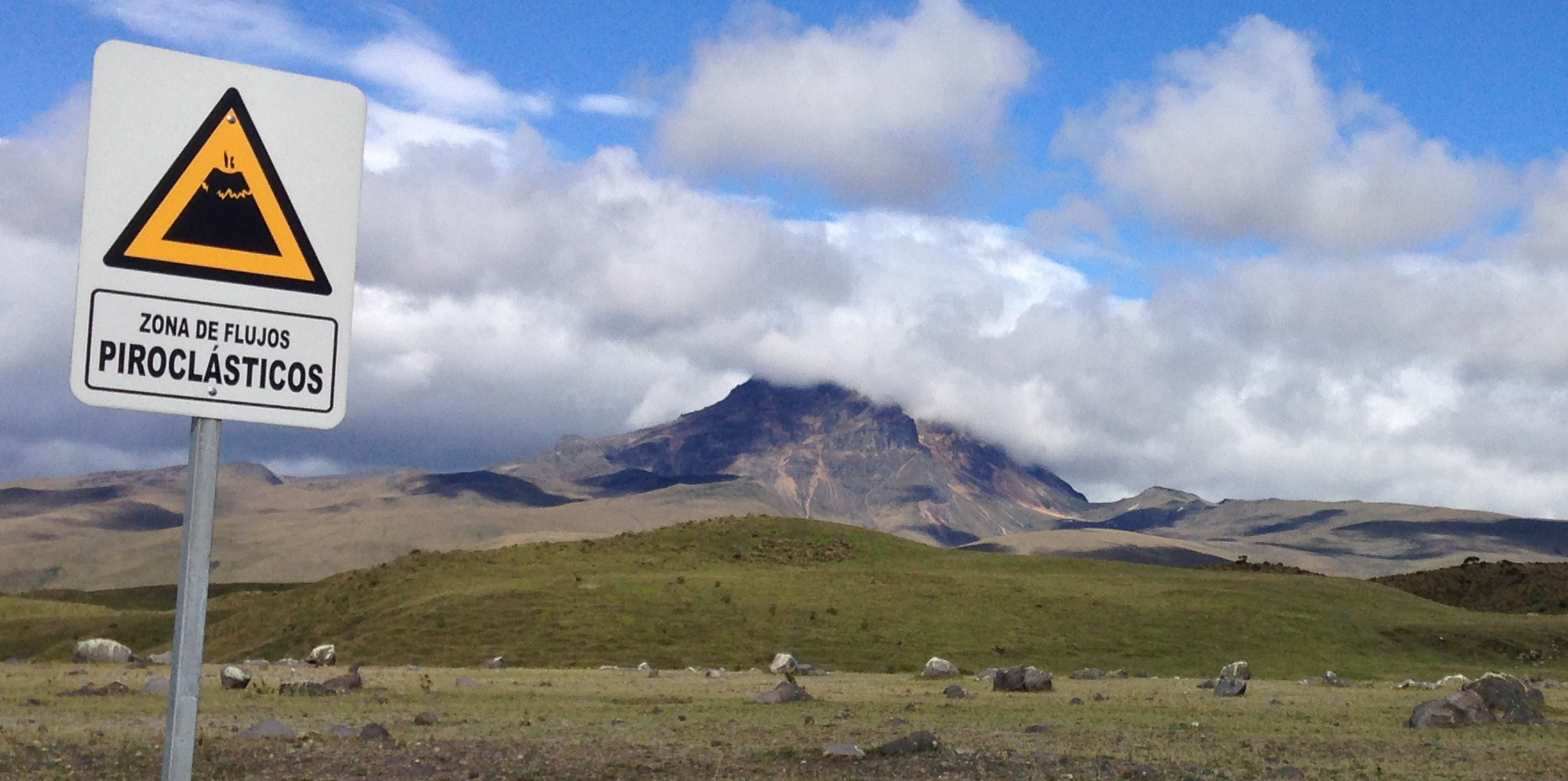Gefahr durch Vulkanaktivität ist im Nationalpark Cotopaxi gegenwärtig. © DLR, Dr. Elisabeth Schöpfer