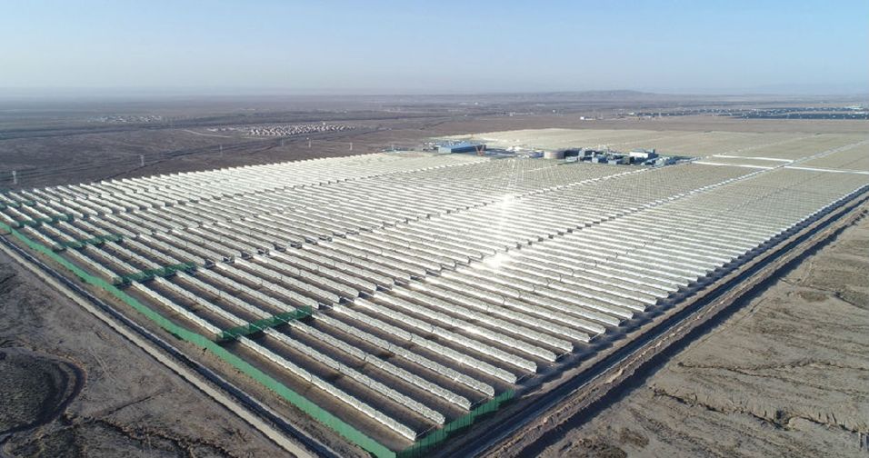 ©sbp sonne GmbH: The first commercial CSP power plant in China: 50 MW CGN Delingha with 9h of storage and 9120 EuroTrough collectors.