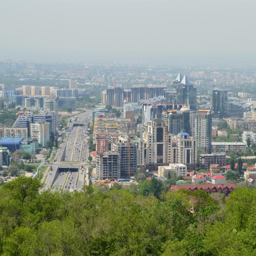 Bild mit Panorama von Almaty